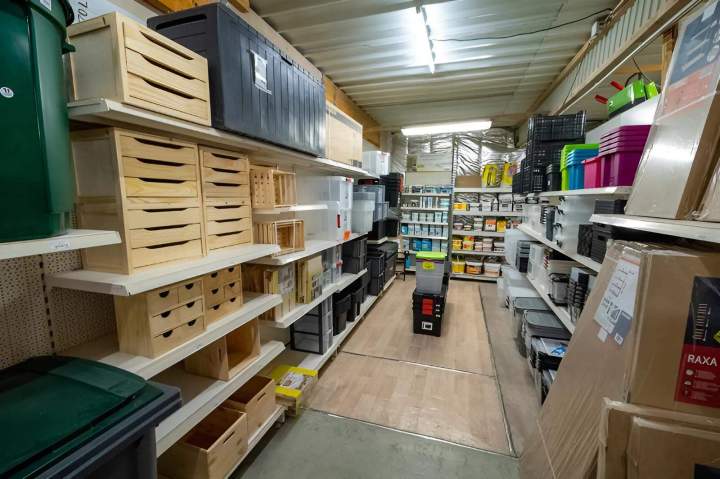 Fournitures et accessoires de quincaillerie Puyvert