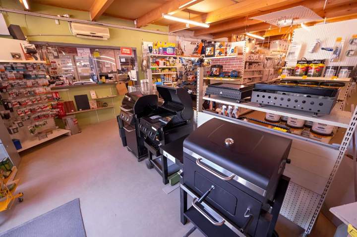 Fournitures et accessoires de quincaillerie Puyvert