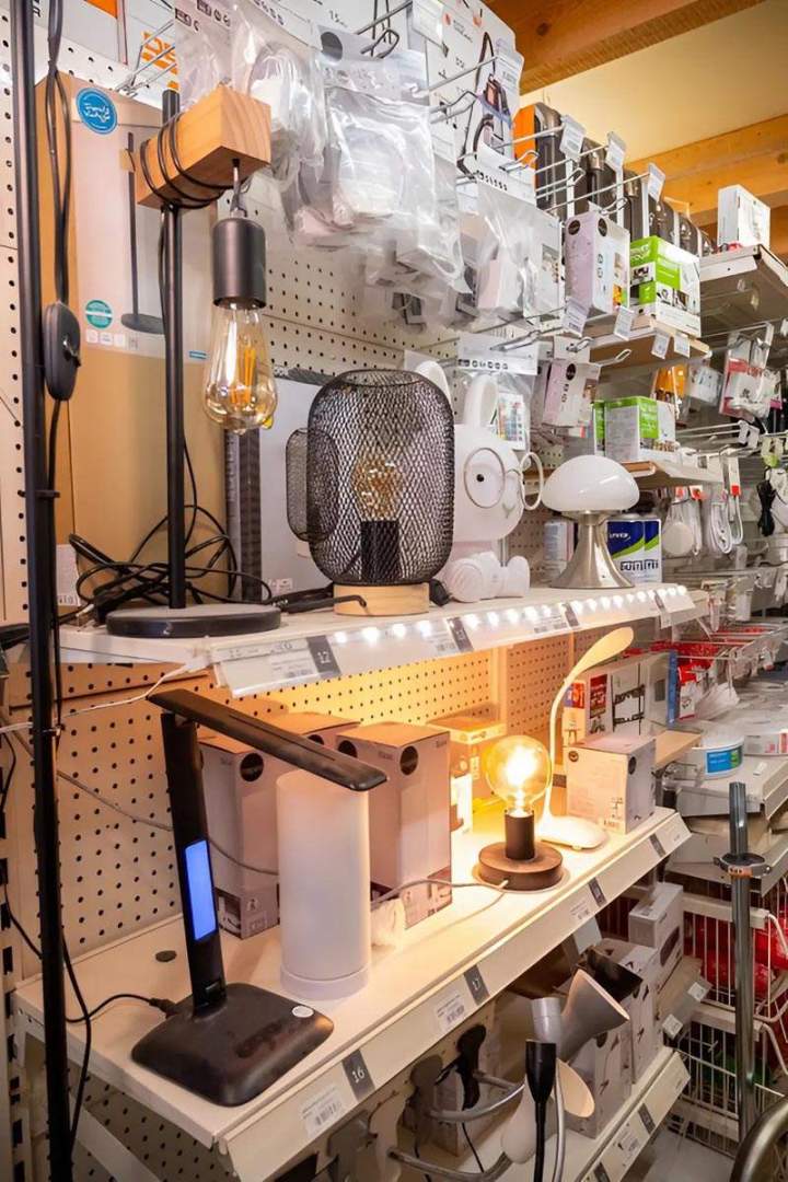 Magasin de quincaillerie Puyvert