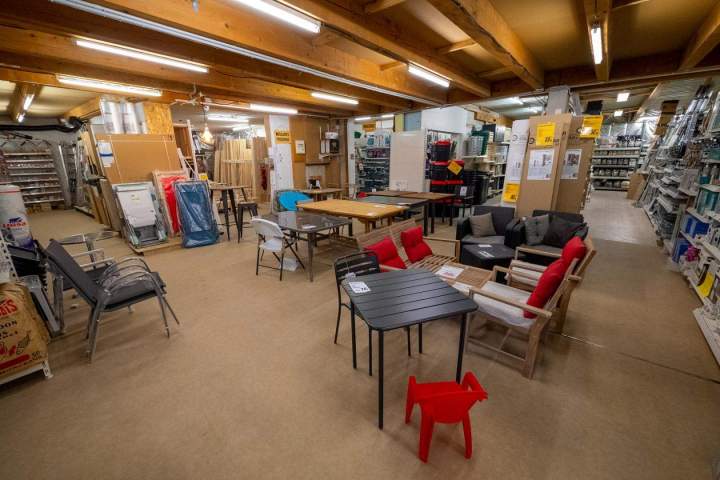 Vente matériel de décoration Puyvert